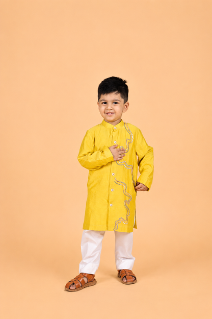 YELLOW  EMBROIRED KURTA PYJAMA SET FOR BOYS