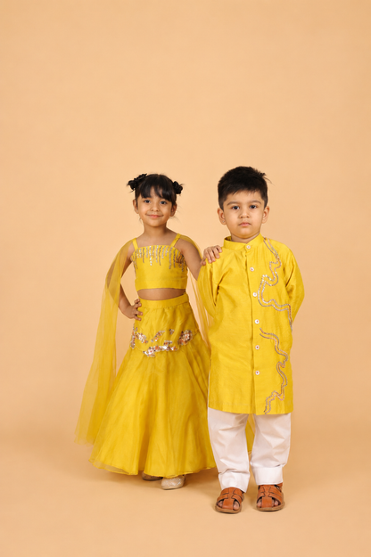 YELLOW  EMBROIRED KURTA PYJAMA SET FOR BOYS