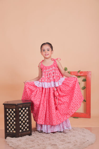 Bandhani embroidered choli with lehenga