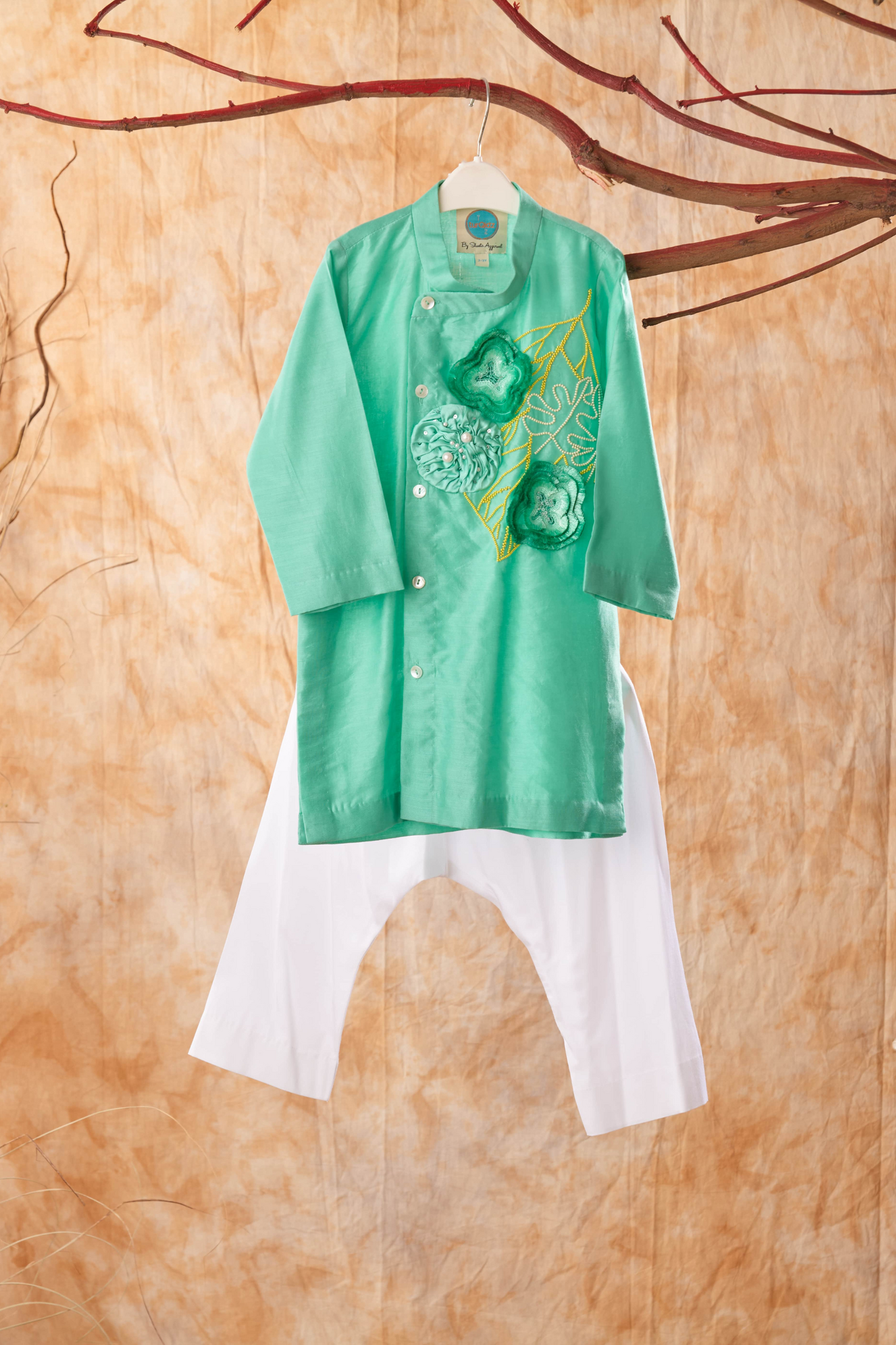 Sea Green Embroidered Chanderi Kurta With Pyjama Set